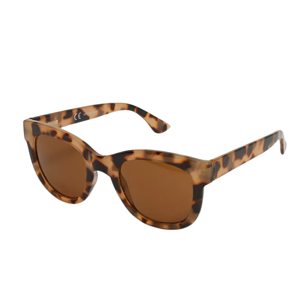 womens tortoise shell sunglasses.